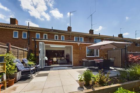 3 bedroom terraced house for sale, Victoria Street, Aylesbury HP20