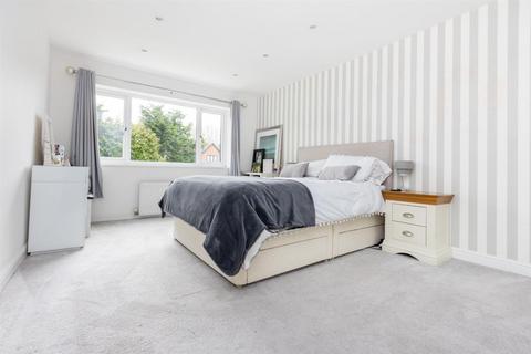 38 Chantry Heath Crescent, Knowle, Solihull, B93 9NH