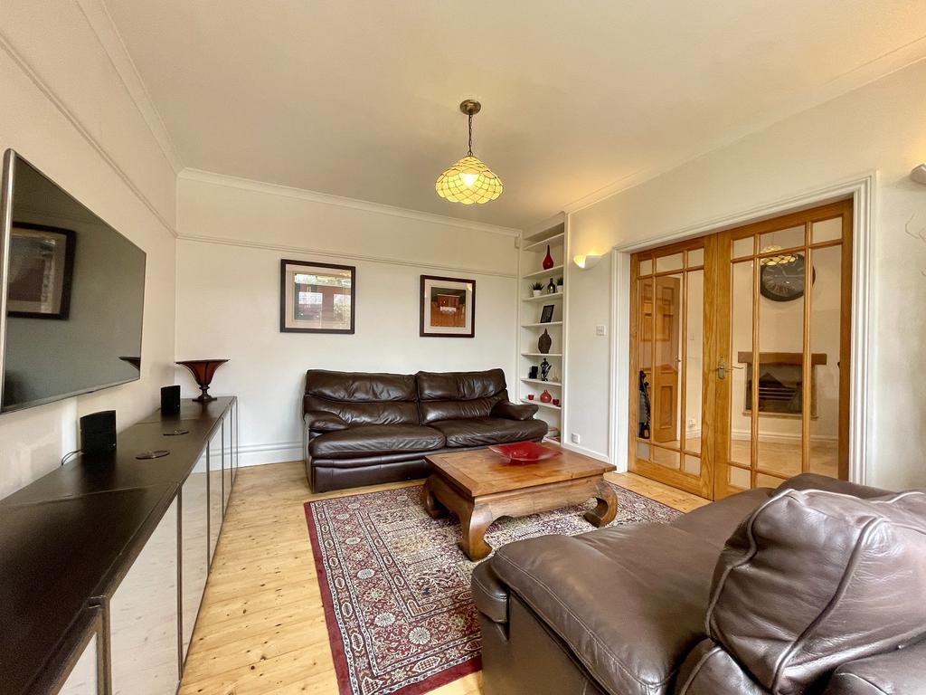 Lounge/Kitchen