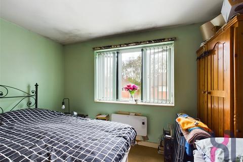 1 bedroom flat for sale, Aspinall Street, Middleton, Manchester, M24