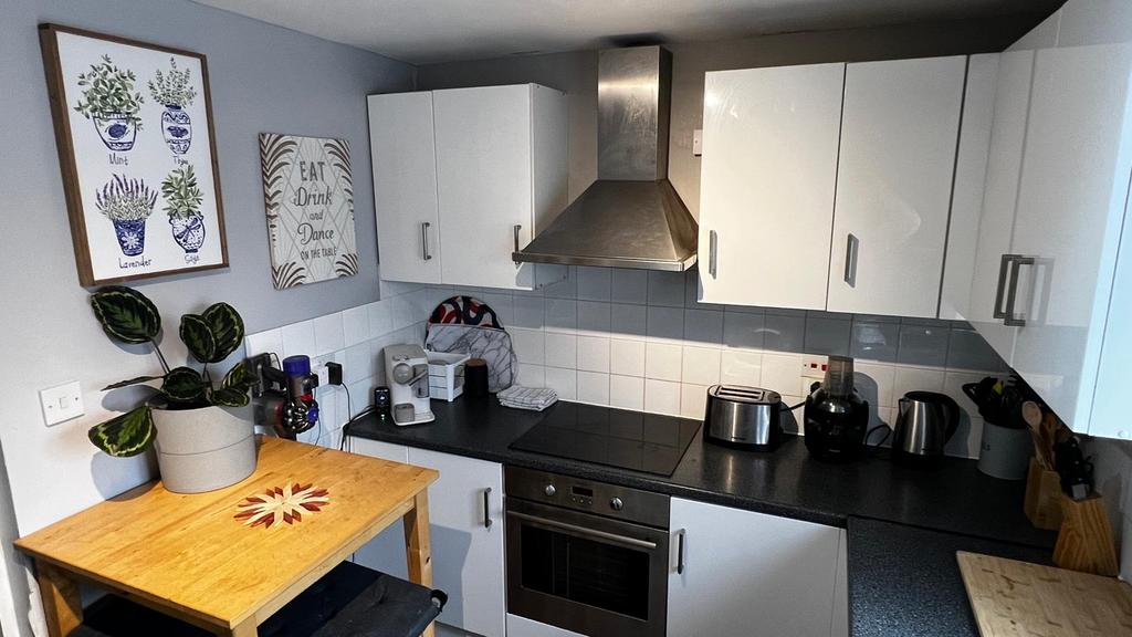 Charming 1 Bedroom Apartment for Rent in Barking