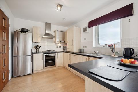 3 bedroom flat for sale, Hilton Gardens, Anniesland, Glasgow, G13 1DB