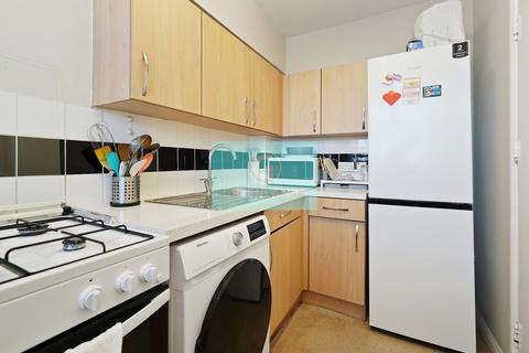 2 bedroom apartment for sale, Johnson House, Roberta Street, Bethnal Green, E2