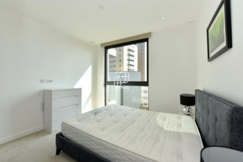 1 bedroom flat to rent, Meranti House, E1