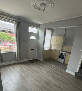 2 bedroom terraced house to rent, Clifton Grove, Leeds, LS9 6EW