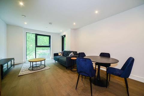 1 bedroom flat to rent, 11 Hewson Way, Elephant and Castle, London