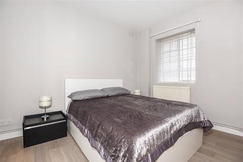 2 bedroom apartment to rent, Fitzjohns Avenue, London, NW3