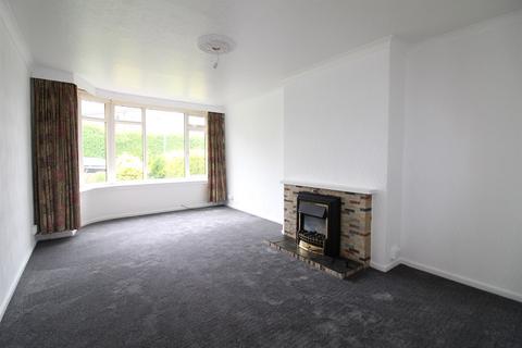 2 bedroom apartment to rent, Carr Bridge Drive, Cookridge, LS16