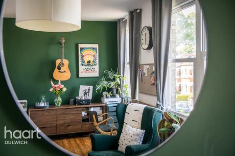 2 bedroom apartment for sale, Piermont Road, London
