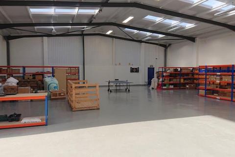 Industrial unit to rent, Unit B7 Millbrook Close, Chandlers Ford Industrial Estate, Eastleigh, SO53 4BZ