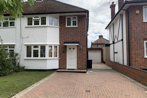 3 bedroom semi-detached house to rent, PINNER, HA5