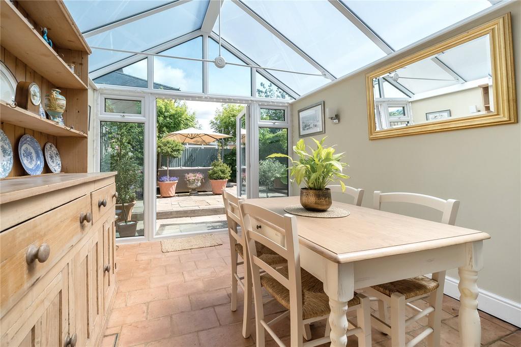 Dining/Garden Room