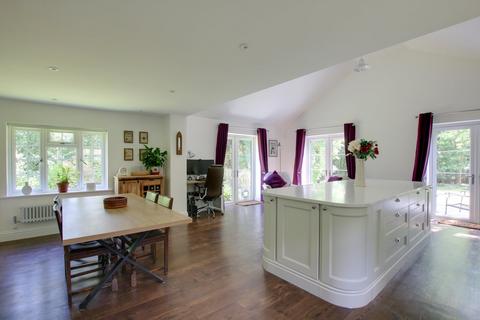 3 bedroom detached house for sale, Hightown Hill, Ringwood, BH24