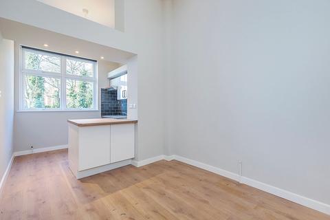 1 bedroom flat to rent, Fitzjohns Ave NW3
