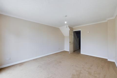 2 bedroom end of terrace house to rent, Michaelmas Court, GL1
