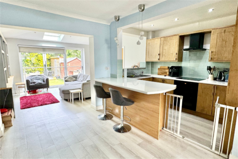 4 bedroom semi-detached house for sale, Beech Avenue, Beeston, NG9 1QH