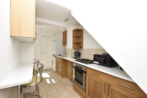 1 bedroom apartment to rent, Onega Terrace, Somerset BA1
