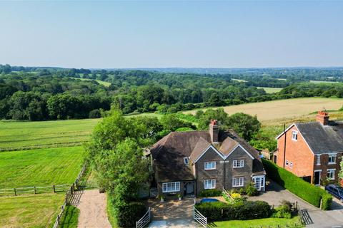 3 bedroom semi-detached house for sale, No Onward Chain On The Outskirts Of Goudhurst