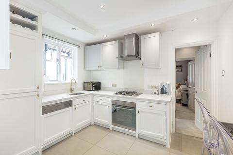 3 bedroom flat for sale, Glenrosa Street, Fulham, London, SW6