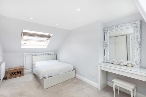 3 bedroom flat for sale, Glenrosa Street, Fulham, London, SW6