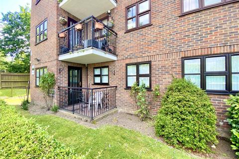 2 bedroom flat for sale, Hatherley Crescent, Sidcup, DA14