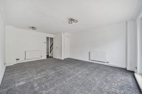 56 Elder Close, Winchester, SO22 4LH
