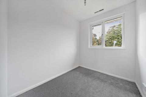 56 Elder Close, Winchester, SO22 4LH