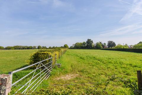 3 bedroom bungalow for sale, WALTHAM CHASE