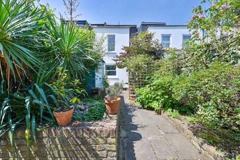 1 bedroom flat for sale, Elliott Road, Chiswick, London, W4