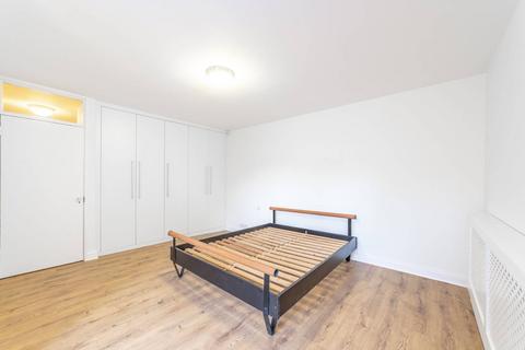 2 bedroom flat to rent, Maresfield Gardens, Hampstead, London, NW3