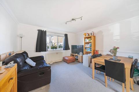1 bedroom flat to rent, Whippendell Road, Watford, WD18