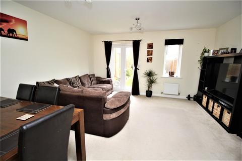 3 bedroom terraced house to rent, Garstons Way, Holybourne, Alton, Hampshire, GU34
