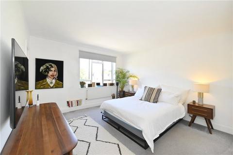 2 bedroom flat for sale, Kensington High Street, London, W14