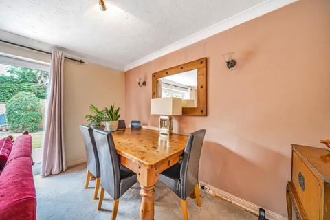 17 Oaktrees, Ash, Aldershot, GU12 6QS