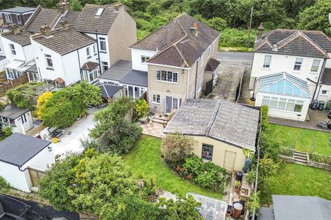 27 Heathclose Road, Dartford, DA1 2PU