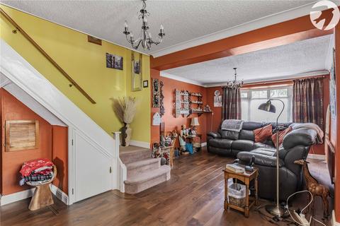 27 Heathclose Road, Dartford, DA1 2PU