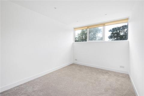 2 bedroom maisonette for sale, Hannay Walk, London, SW16