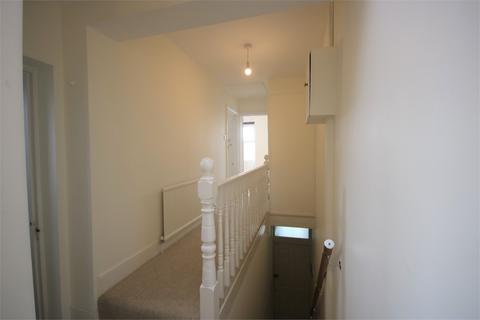 2 bedroom flat to rent, Gordon Road, London, N3