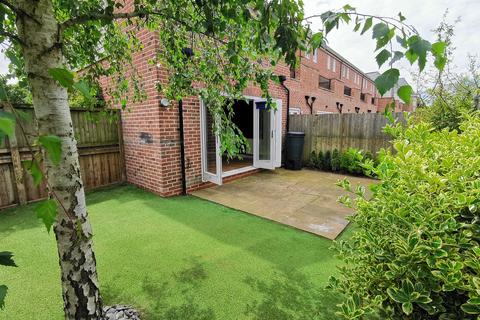 4 bedroom townhouse for sale, Pirnhow Street, Ditchingham, Bungay