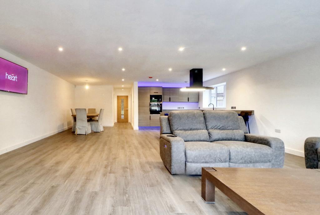 Open Plan Living/ Dining/ Kitchen Area