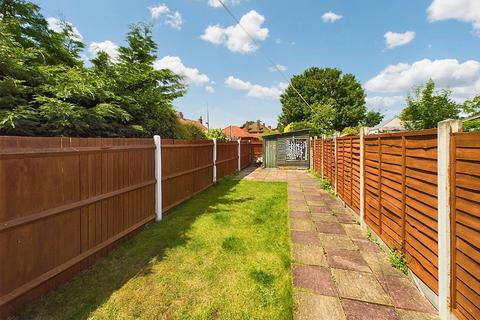 2 bedroom end of terrace house for sale, New Road, Station Road