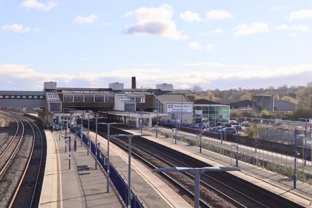 Thumbnail 2989f67a-d1db-46f0-966c-7cd1a8baa4ab