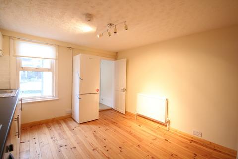 2 bedroom terraced house to rent, St Johns Road, Faversham ME13