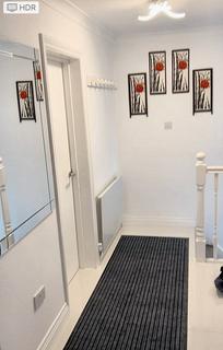 6 bedroom end of terrace house to rent, Freshwater Road, London SW17