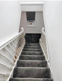 6 bedroom end of terrace house to rent, Freshwater Road, London SW17