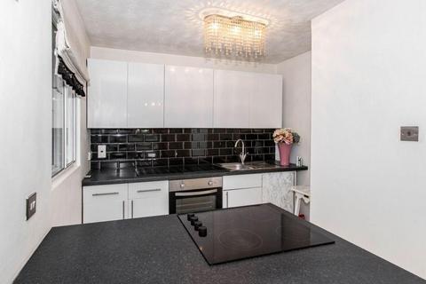 1 bedroom flat to rent, Maplin Park, Slough SL3