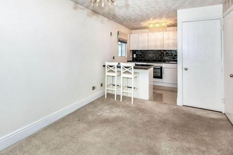 1 bedroom flat to rent, Maplin Park, Slough SL3