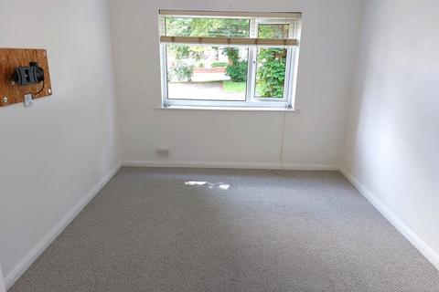 64 Mayfield Road, Salford, M7 3WZ