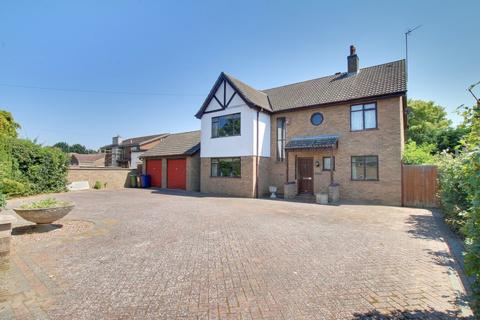 4 bedroom detached house for sale, Eastwood, Chatteris