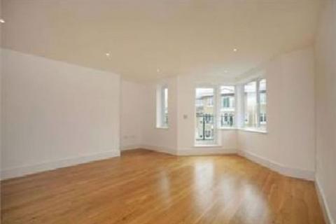 3 bedroom flat to rent, Kew Bridge Development, Kew Bridge Road, Kew, London